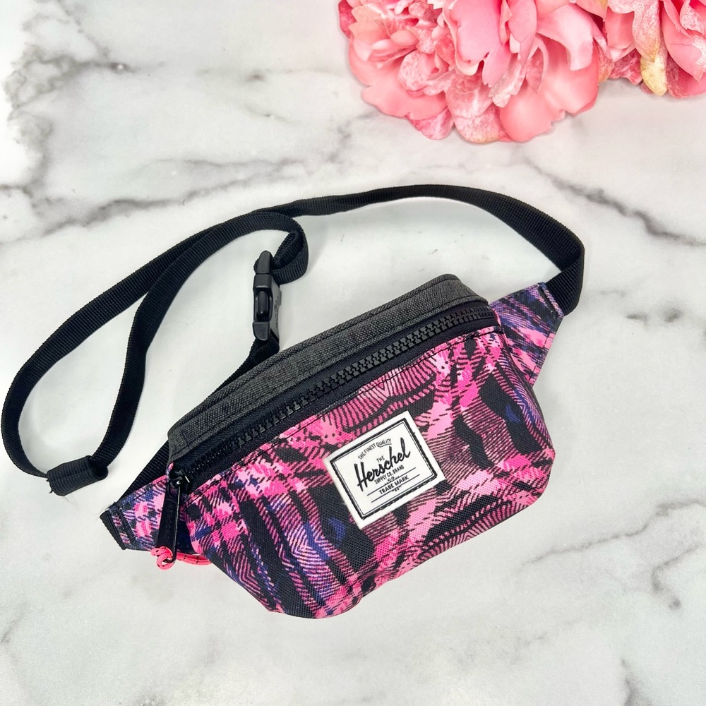 HERSCHEL SUPPLY CO Twelve Warped Plaid Hip Pack Waist Bag - Picture 2 of 10